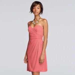 Beautiful coral dress!